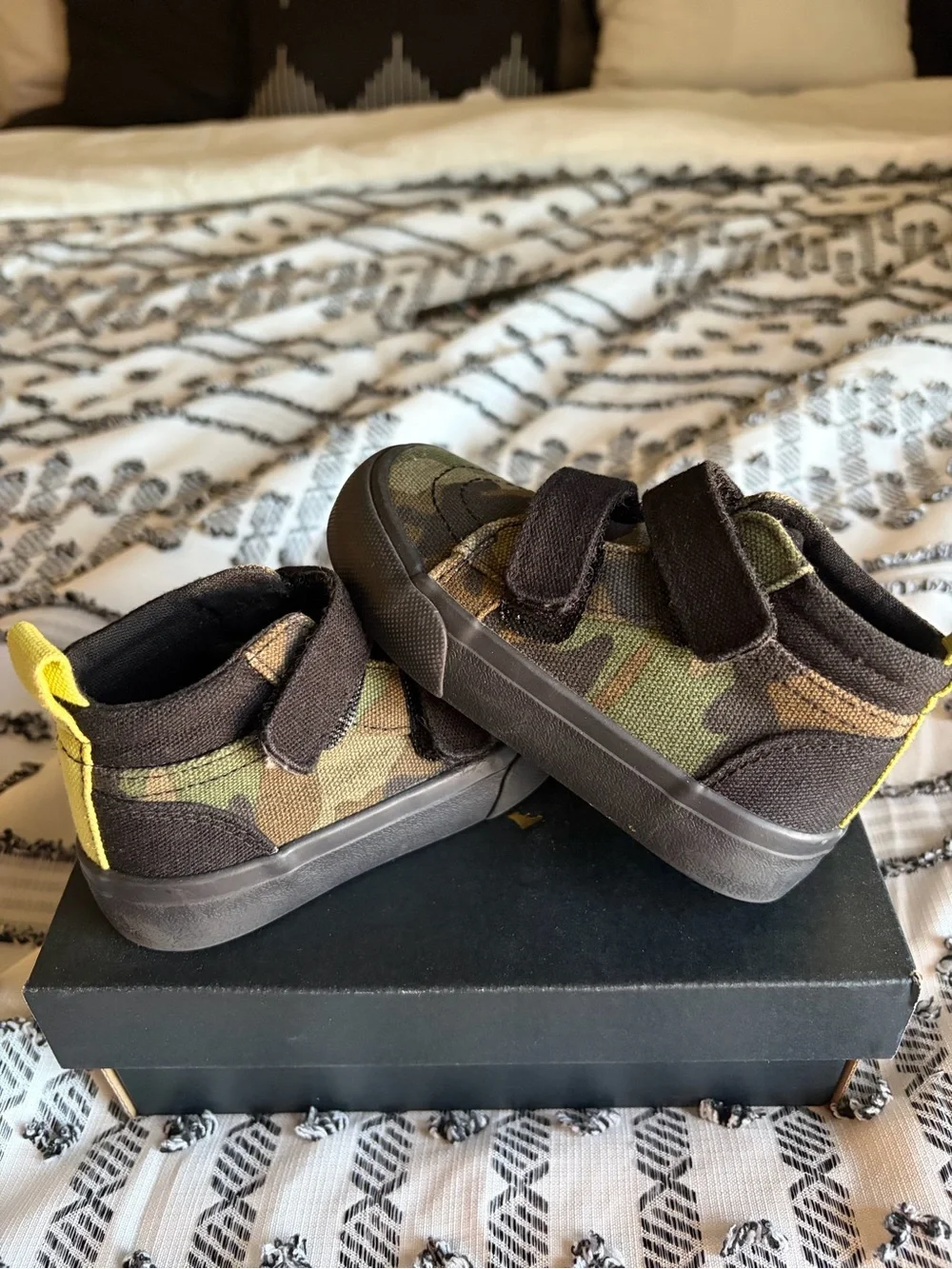 Kids Camo Canvas Sneakers with Yellow Heel Tab High tops size 5C